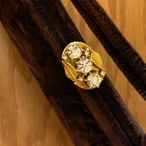 Vintage Canadian brown velvet hand bag